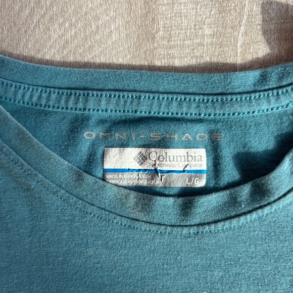 Women’s Columbia Teal Adventure Van  T-Shirt - Picture 5 of 5
